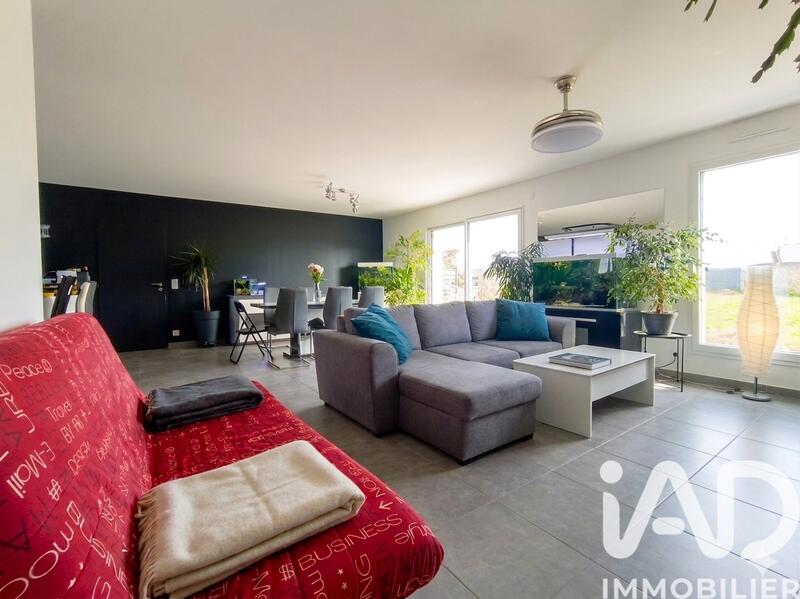 Maison - 77 m² - 3 pièces