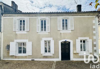 Maison - 171 m² - 7 pièces