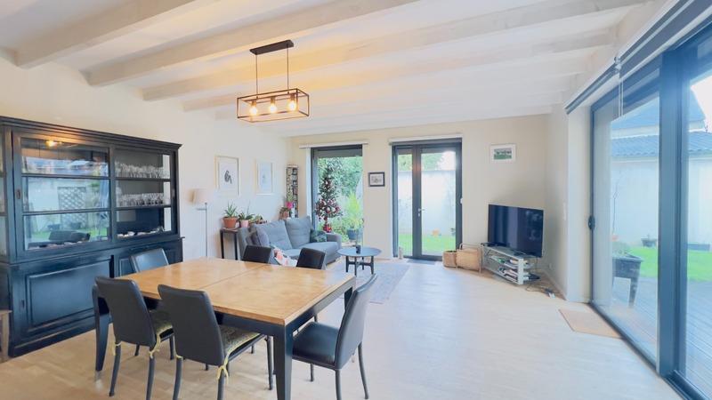 Maison - 176 m² - 6 pièces