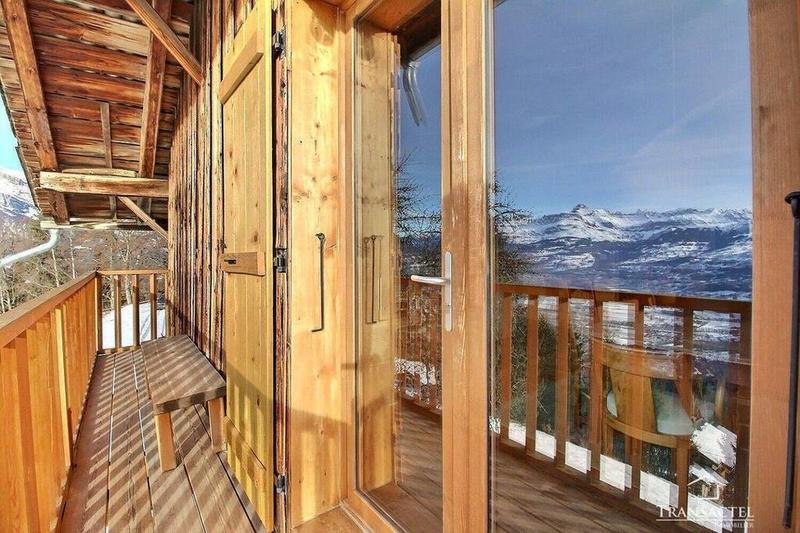 Châlet - 202 m² - 5 pièces