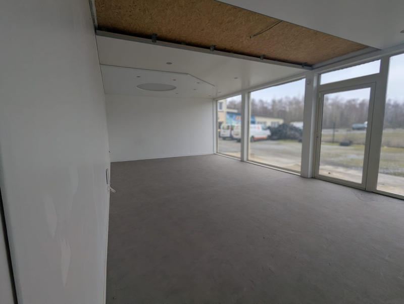 Local d'activités - 430 m²