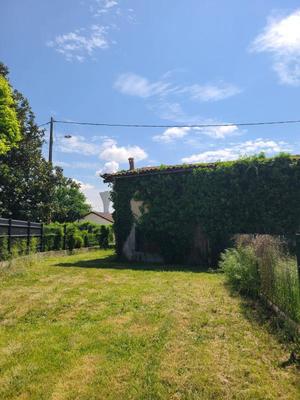 Local d'activité / Entrepôt - 136 m²