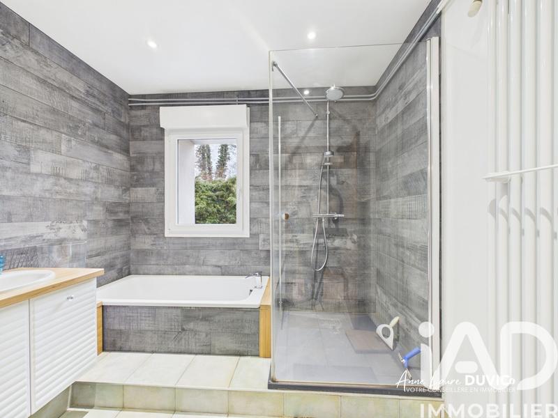 Maison - 144 m² - 5 pièces