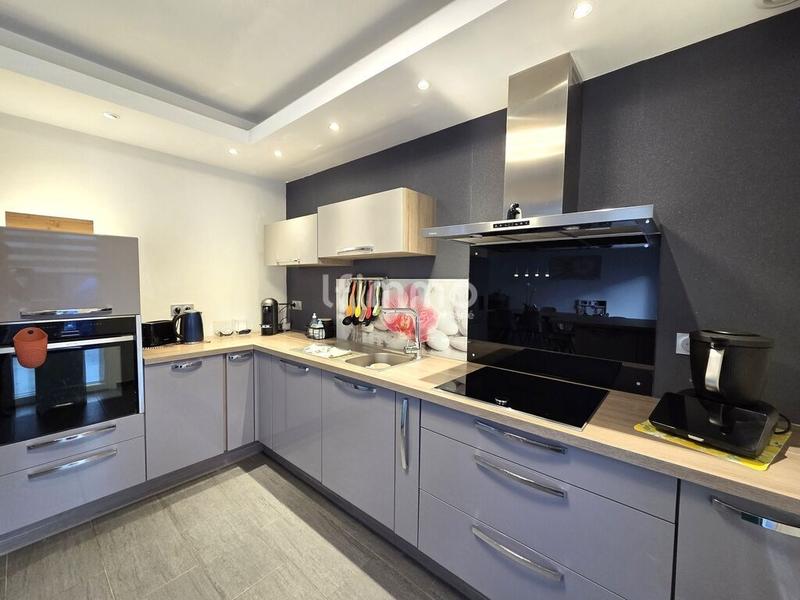 Maison - 138 m² - 6 pièces