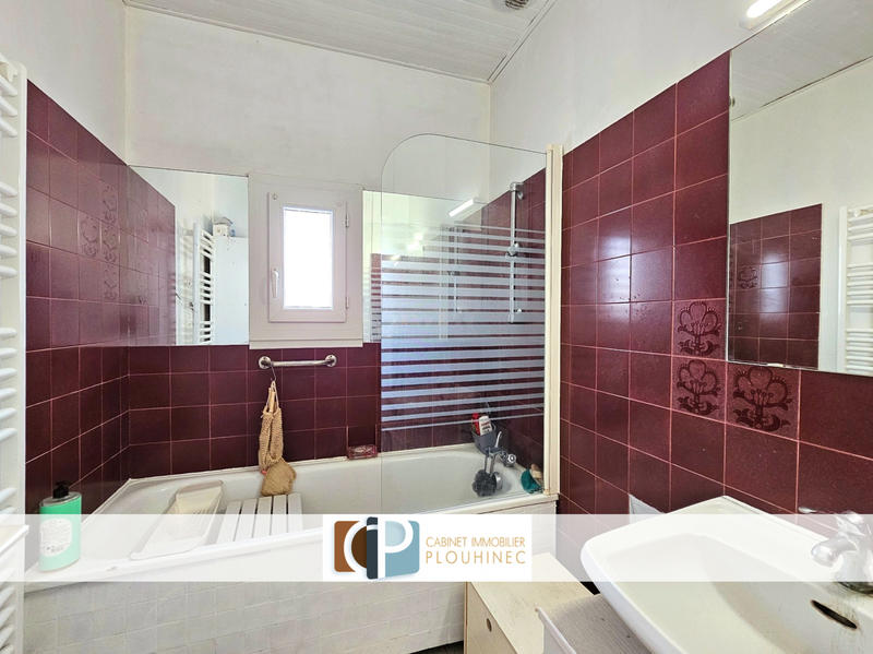 Maison - 92 m² - 5 pièces