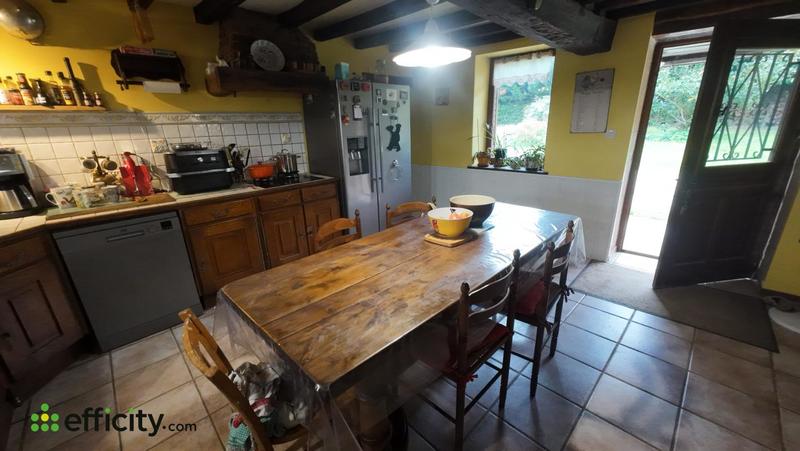 Maison - 200 m² - 9 pièces