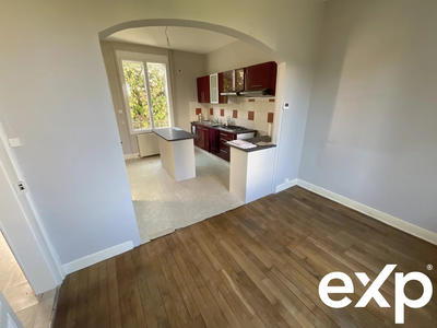 Maison - 76 m² - 4 pièces