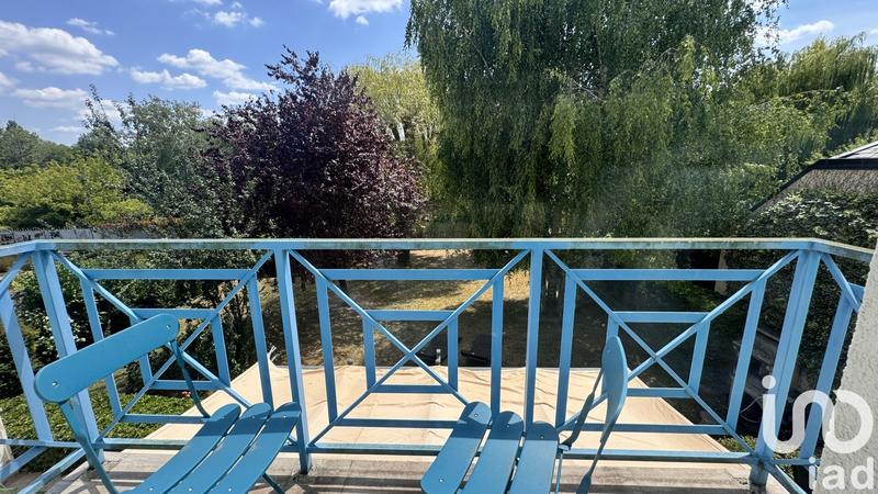 Maison - 214 m² - 8 pièces