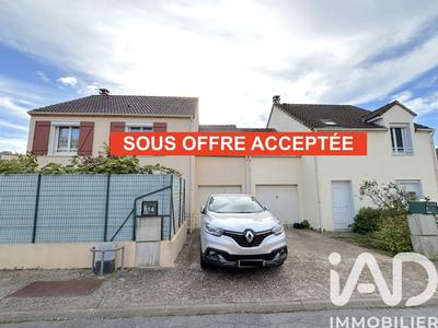 Maison - 93 m² - 5 pièces
