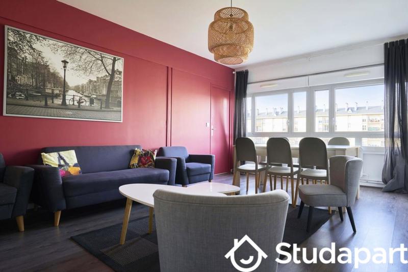 Chambre - 10 m² - 1 pièce