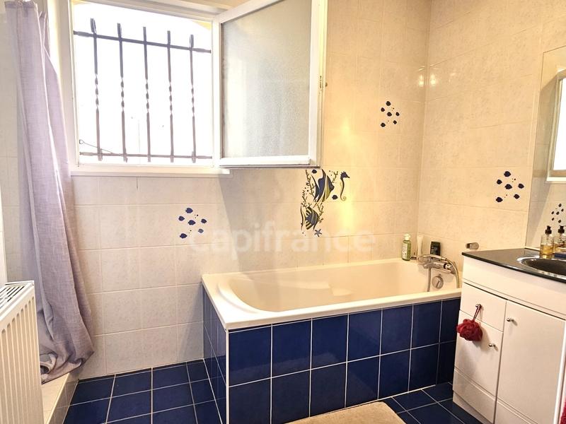 Maison - 107 m² - 5 pièces