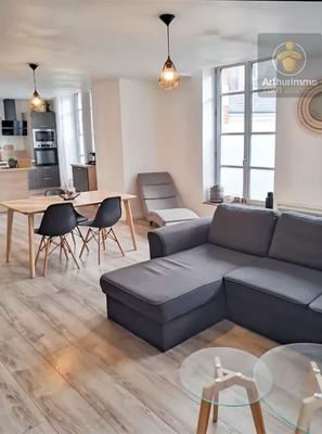 Appartement - 95 m² - 4 pièces