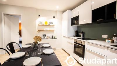 Chambre - 120 m² - 1 pièce