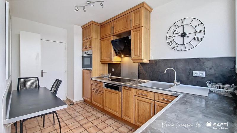 Appartement - 92 m² - 5 pièces