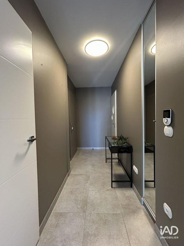 Appartement - 65 m² - 2 pièces