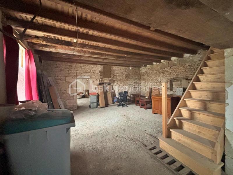 Maison - 220 m² - 6 pièces