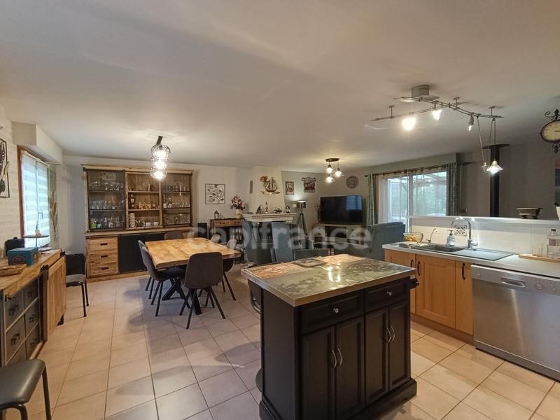 Maison - 124 m² - 7 pièces