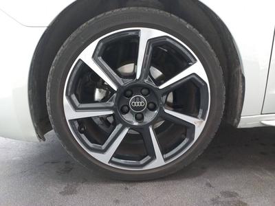 Audi A1 sportback 35 Tfsi 150 ch s tronic 7 s line