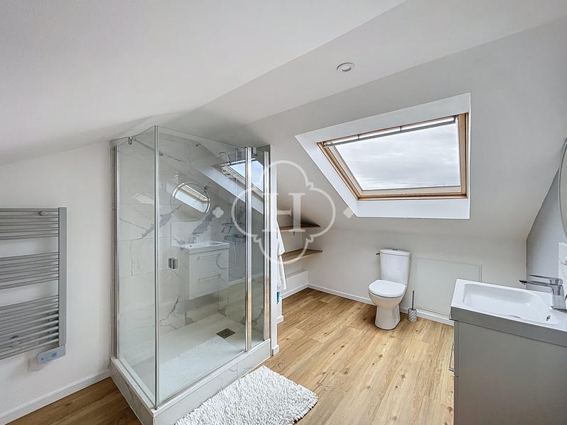 Maison - 145 m² - 7 pièces