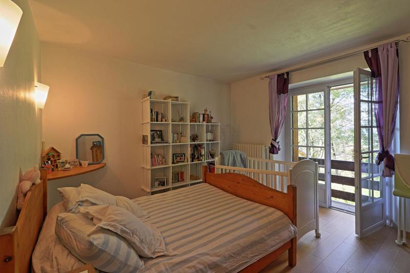 Maison - 151 m² - 8 pièces