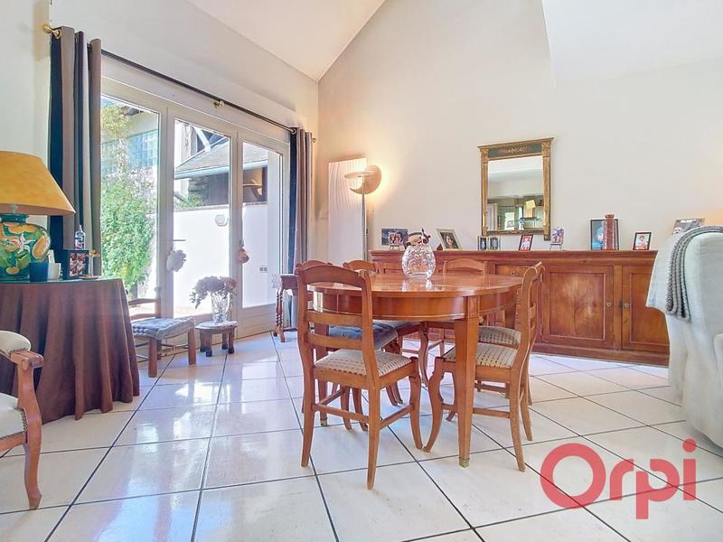 Maison - 140 m² - 4 pièces