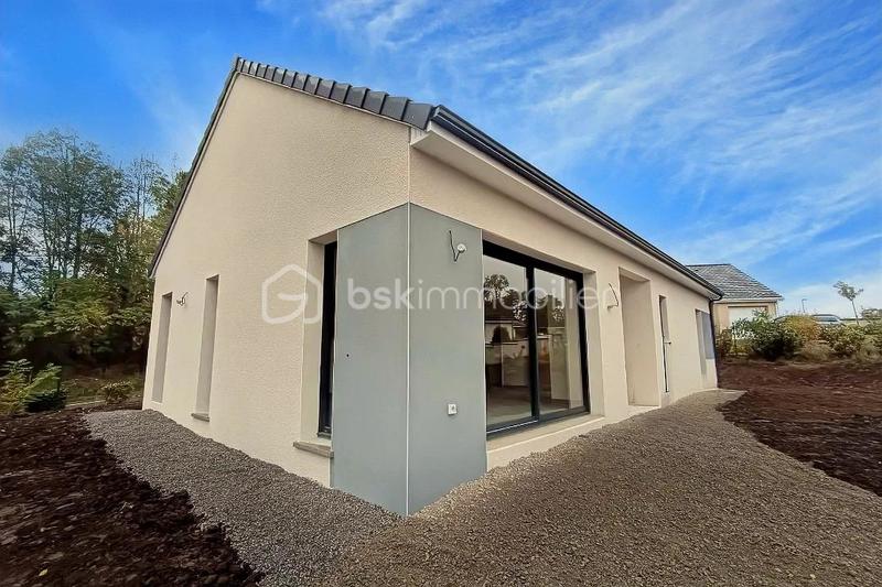 Maison - 100 m² - 4 pièces