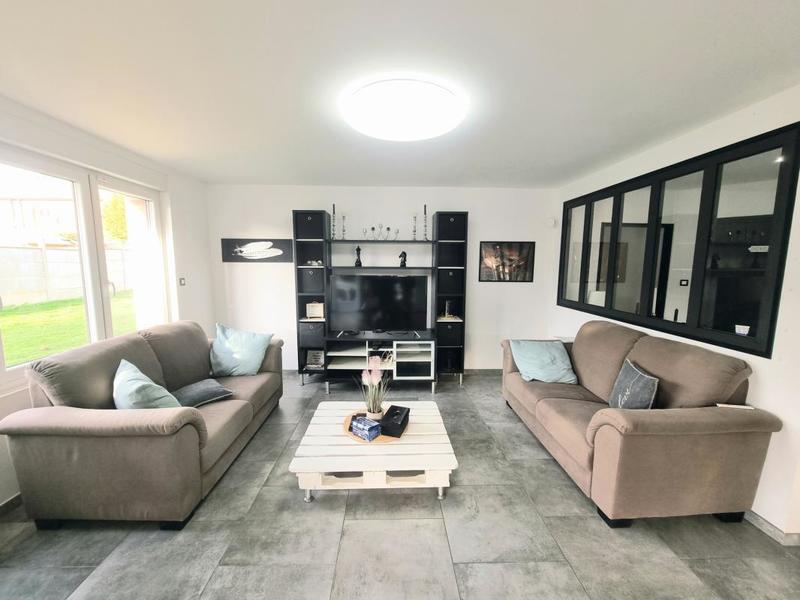 Maison - 208 m² - 7 pièces