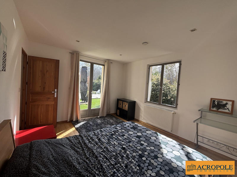 Maison - 159 m² - 6 pièces