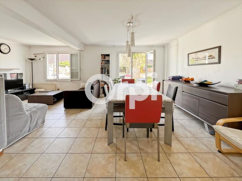 Maison - 91 m² - 4 pièces