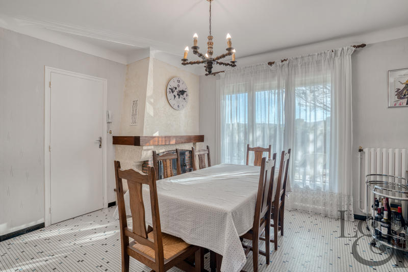 Maison - 104 m² - 4 pièces