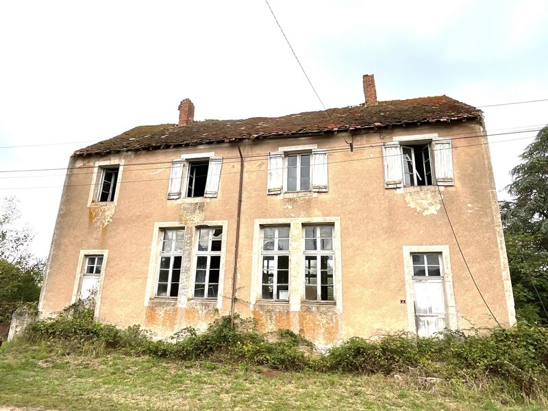 Maison - 202 m² - 5 pièces