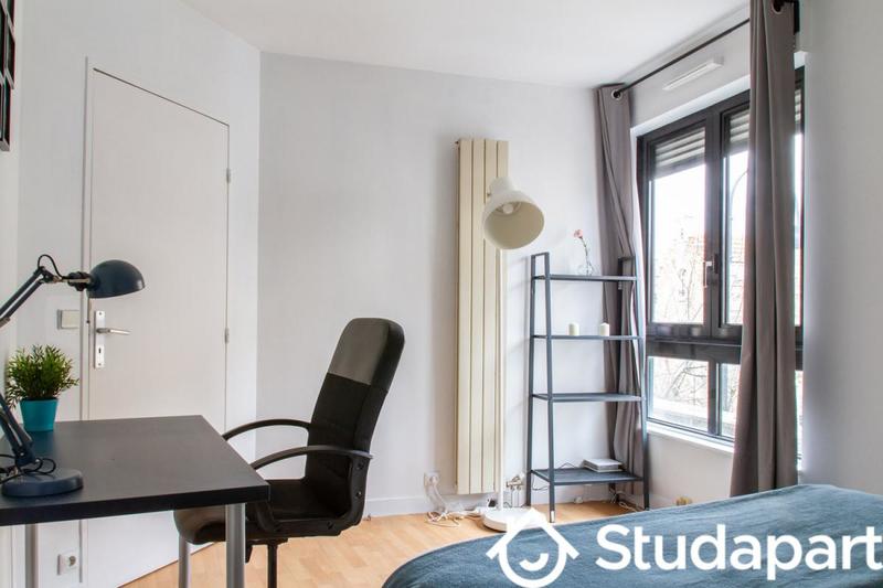 Chambre - 10 m² - 1 pièce