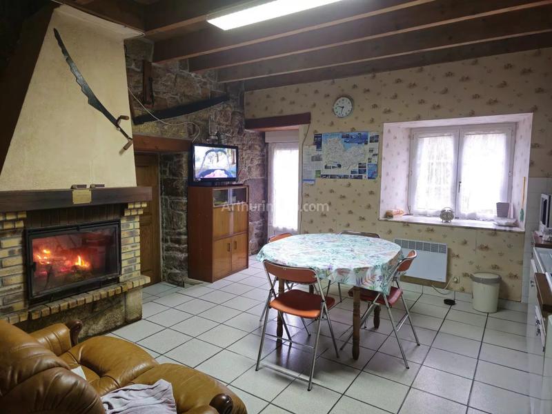 Maison - 204 m² - 8 pièces