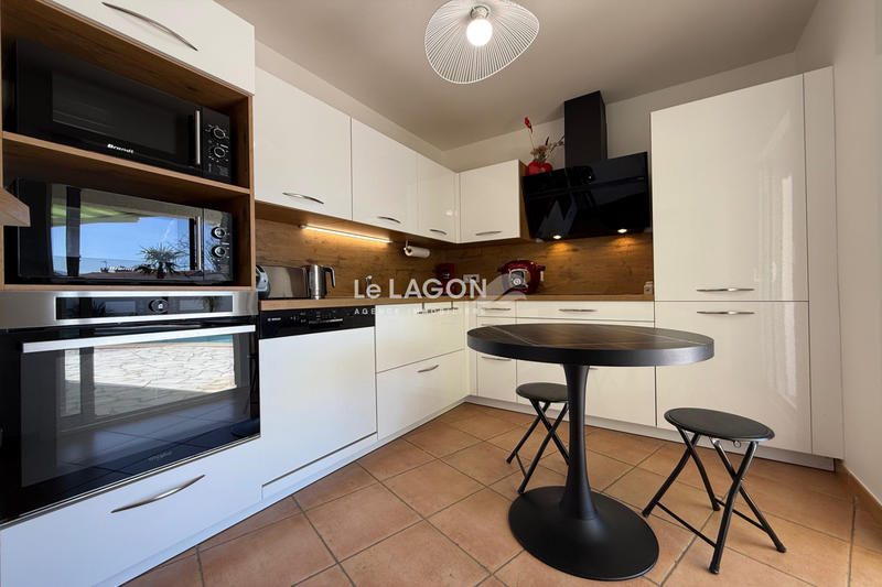 Maison - 94 m² - 4 pièces