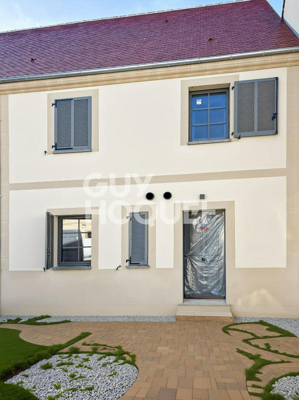Maison - 95 m² - 5 pièces