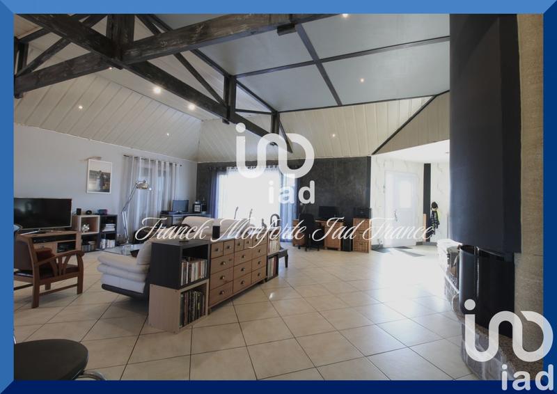 Maison - 195 m² - 7 pièces