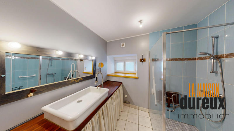 Maison ancienne - 144 m² - 3 pièces