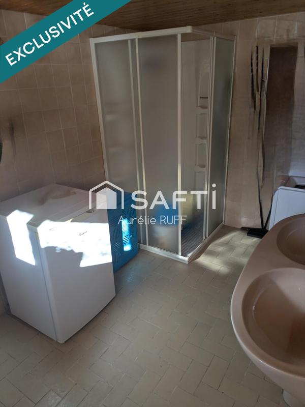 Maison - 250 m² - 6 pièces