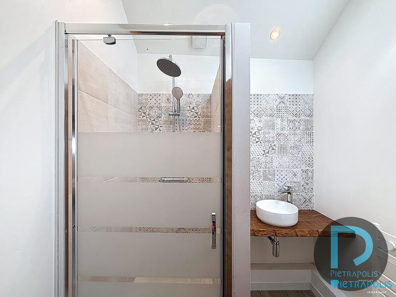 Appartement - 137 m² - 5 pièces