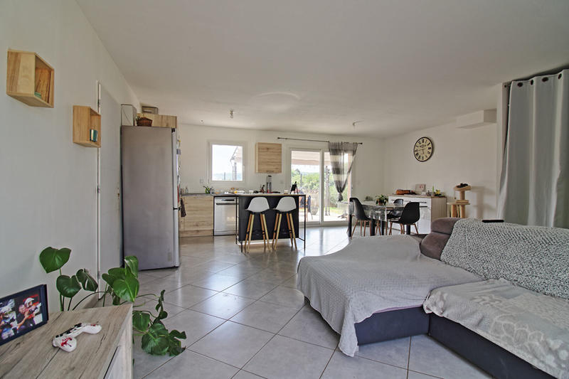 Maison - 90 m² - 5 pièces