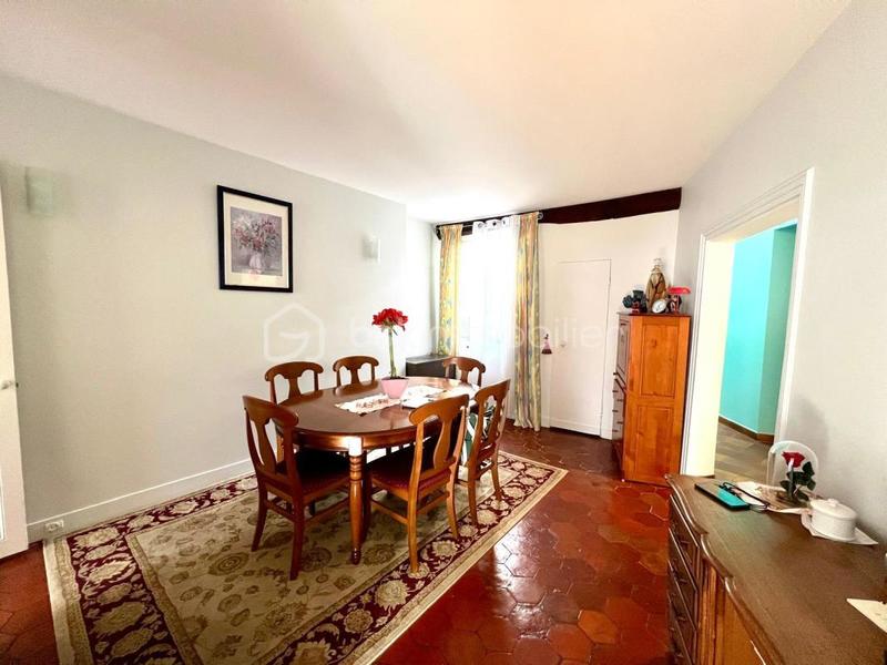 Appartement - 80 m² - 4 pièces