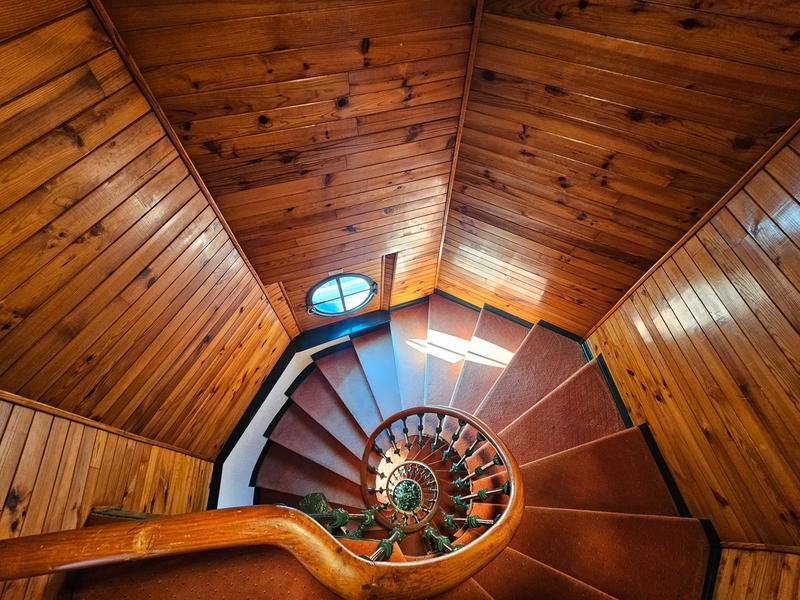 Local commercial - 370 m² - 15 pièces