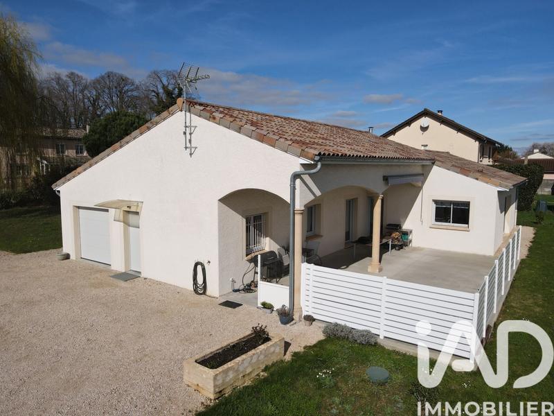 Maison - 122 m² - 5 pièces