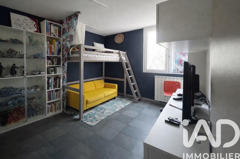 Appartement - 86 m² - 5 pièces