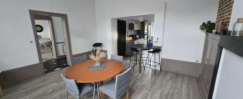 Maison - 184 m² - 7 pièces