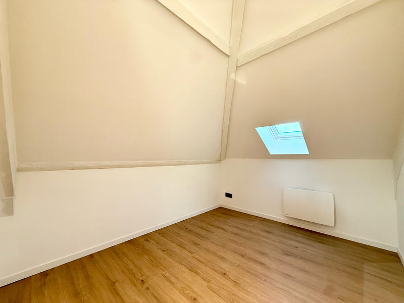 Appartement - 97 m² - 5 pièces