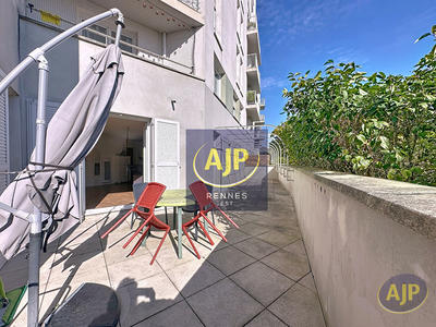 Appartement - 101 m² - 5 pièces