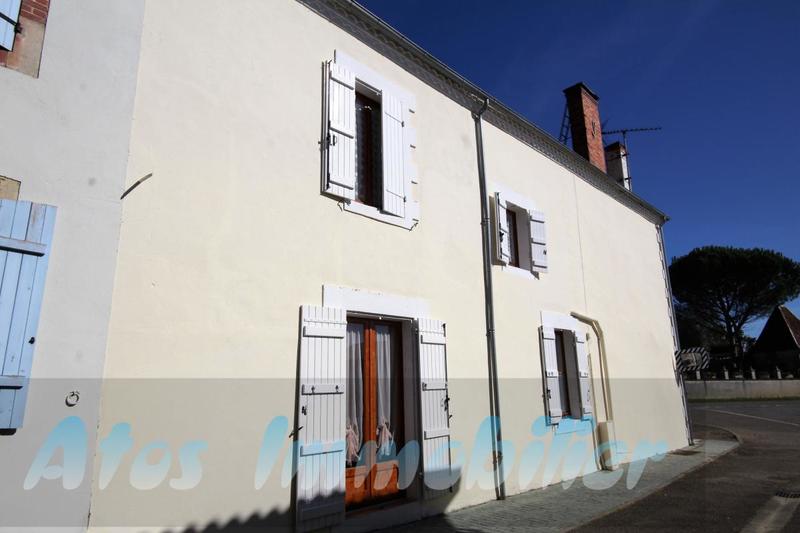 Maison de village - 212 m² - 7 pièces