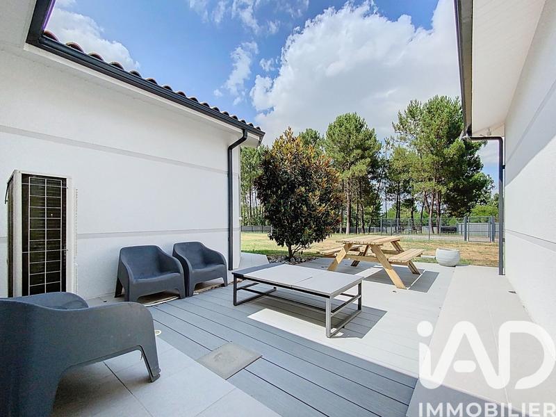 Maison de maîtres - 236 m² - 10 pièces