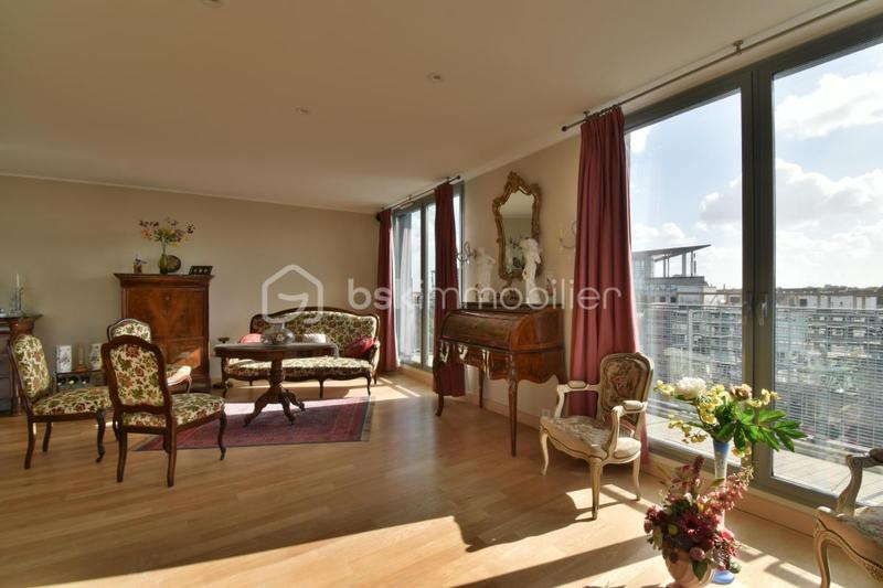 Appartement - 132 m² - 4 pièces